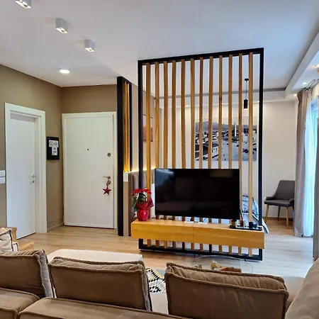 Gled Studioflat * Tiran